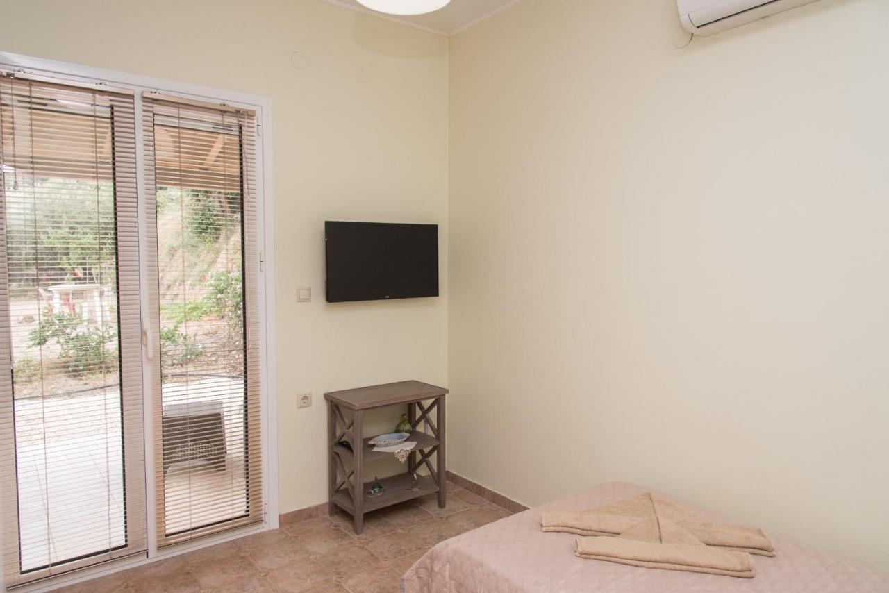Spacious Seaview House With Garden At Palaiokastro Παλαιόκαστρο Εξωτερικό φωτογραφία